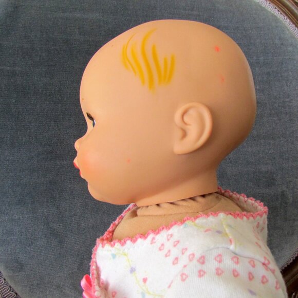 16" BABY DOLL MADAME ALEXANDER 2006 w WARDROBE; SEE ALL THAT'S INCLUDED! EUC - Picture 7 of 13